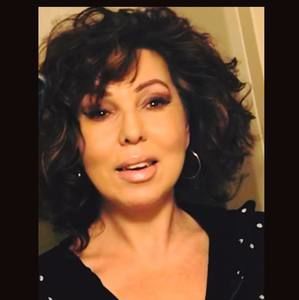 Meet your Posher, Cristina